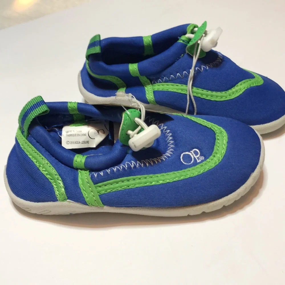OP Water Shoes Boys Size 7/8 Medium